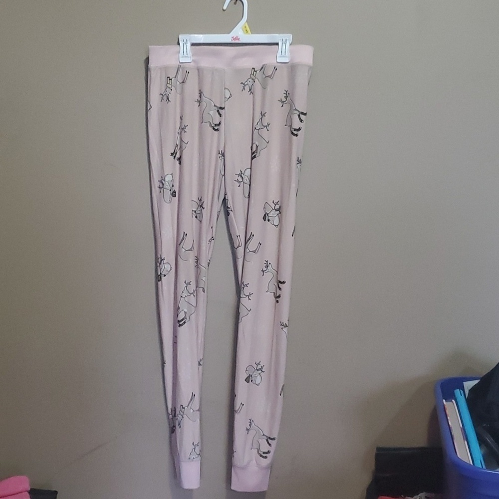 Cabin fever pants size large